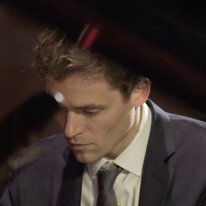 Arturo Cardelus资料,Arturo Cardelus最新歌曲,Arturo CardelusMV视频,Arturo Cardelus音乐专辑,Arturo Cardelus好听的歌