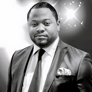 Moise Mbiye资料,Moise Mbiye最新歌曲,Moise MbiyeMV视频,Moise Mbiye音乐专辑,Moise Mbiye好听的歌