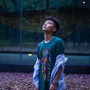 冯烁宇资料,冯烁宇最新歌曲,冯烁宇MV视频,冯烁宇音乐专辑,冯烁宇好听的歌