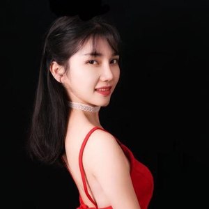 黄依资料,黄依最新歌曲,黄依MV视频,黄依音乐专辑,黄依好听的歌