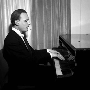 徐毅资料,徐毅最新歌曲,徐毅MV视频,徐毅音乐专辑,徐毅好听的歌