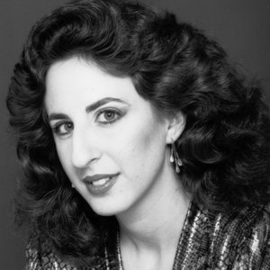 Pamela Dellal资料,Pamela Dellal最新歌曲,Pamela DellalMV视频,Pamela Dellal音乐专辑,Pamela Dellal好听的歌