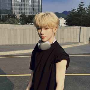 林士元资料,林士元最新歌曲,林士元MV视频,林士元音乐专辑,林士元好听的歌