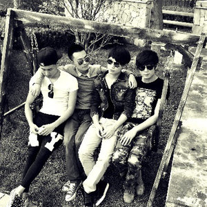 303乐队资料,303乐队最新歌曲,303乐队MV视频,303乐队音乐专辑,303乐队好听的歌