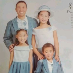 小昱爸爸讲故事资料,小昱爸爸讲故事最新歌曲,小昱爸爸讲故事MV视频,小昱爸爸讲故事音乐专辑,小昱爸爸讲故事好听的歌