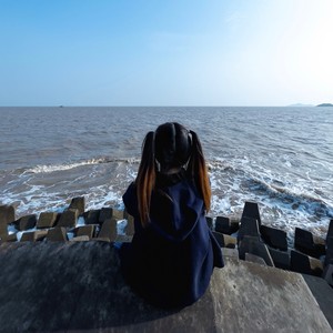 张琦资料,张琦最新歌曲,张琦MV视频,张琦音乐专辑,张琦好听的歌