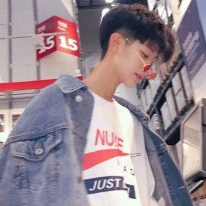 辰夕资料,辰夕最新歌曲,辰夕MV视频,辰夕音乐专辑,辰夕好听的歌