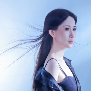 世界因为你不一样 (TV Version)