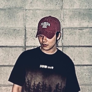 Akhee资料,Akhee最新歌曲,AkheeMV视频,Akhee音乐专辑,Akhee好听的歌