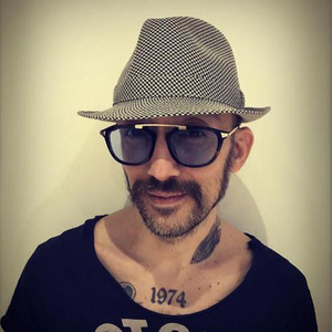 Wlady资料,Wlady最新歌曲,WladyMV视频,Wlady音乐专辑,Wlady好听的歌