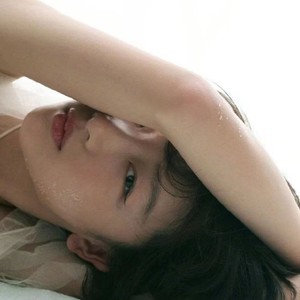 有人没睡着资料,有人没睡着最新歌曲,有人没睡着MV视频,有人没睡着音乐专辑,有人没睡着好听的歌