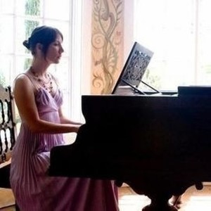 Elise Lebec资料,Elise Lebec最新歌曲,Elise LebecMV视频,Elise Lebec音乐专辑,Elise Lebec好听的歌
