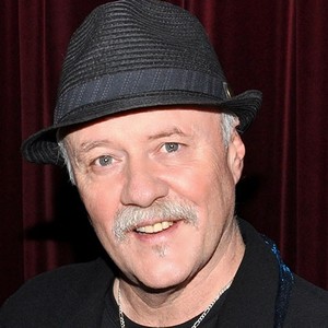 Ron Irving资料,Ron Irving最新歌曲,Ron IrvingMV视频,Ron Irving音乐专辑,Ron Irving好听的歌