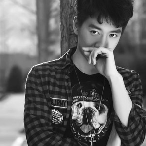 欧阳云鹏 - 让我欢喜让我忧 (Live)