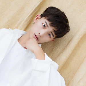 赖佳新资料,赖佳新最新歌曲,赖佳新MV视频,赖佳新音乐专辑,赖佳新好听的歌