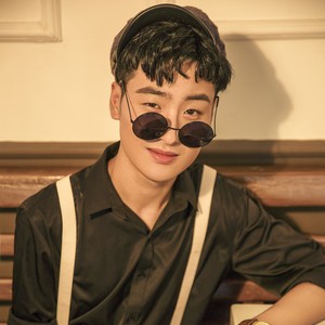 王艺鸣资料,王艺鸣最新歌曲,王艺鸣MV视频,王艺鸣音乐专辑,王艺鸣好听的歌