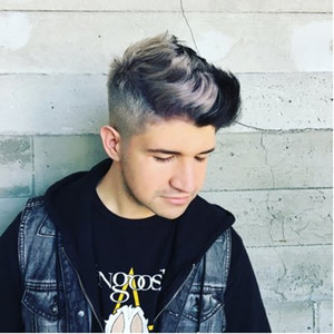 Zakk Cervini资料,Zakk Cervini最新歌曲,Zakk CerviniMV视频,Zakk Cervini音乐专辑,Zakk Cervini好听的歌