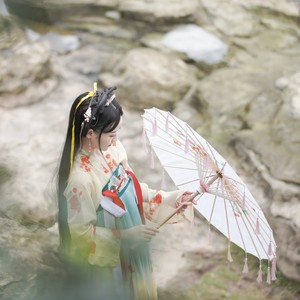 v幺幺v资料,v幺幺v最新歌曲,v幺幺vMV视频,v幺幺v音乐专辑,v幺幺v好听的歌