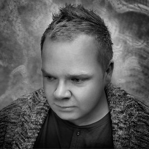 Tonny Nesse资料,Tonny Nesse最新歌曲,Tonny NesseMV视频,Tonny Nesse音乐专辑,Tonny Nesse好听的歌