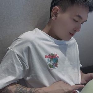 小六岁 - 壮志在我胸 (K歌版)