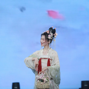 时陌辞资料,时陌辞最新歌曲,时陌辞MV视频,时陌辞音乐专辑,时陌辞好听的歌