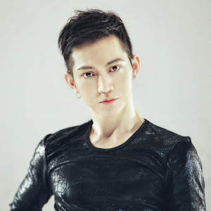 翻唱《我不想说》 -汪起正