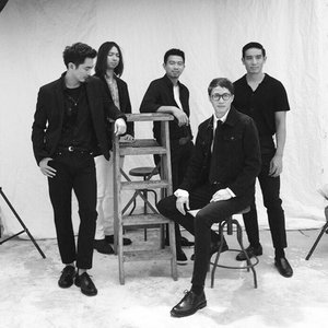 The Ghost Cat资料,The Ghost Cat最新歌曲,The Ghost CatMV视频,The Ghost Cat音乐专辑,The Ghost Cat好听的歌