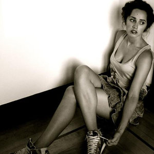 Tess Henley资料,Tess Henley最新歌曲,Tess HenleyMV视频,Tess Henley音乐专辑,Tess Henley好听的歌