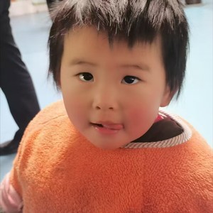 陈世兴资料,陈世兴最新歌曲,陈世兴MV视频,陈世兴音乐专辑,陈世兴好听的歌