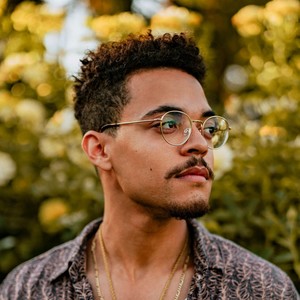 Justin Starling资料,Justin Starling最新歌曲,Justin StarlingMV视频,Justin Starling音乐专辑,Justin Starling好听的歌