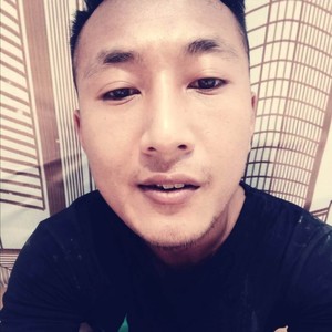 潇潇资料,潇潇最新歌曲,潇潇MV视频,潇潇音乐专辑,潇潇好听的歌