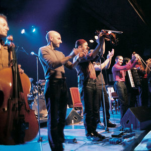 Les Yeux Noirs资料,Les Yeux Noirs最新歌曲,Les Yeux NoirsMV视频,Les Yeux Noirs音乐专辑,Les Yeux Noirs好听的歌