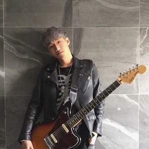 狄扬资料,狄扬最新歌曲,狄扬MV视频,狄扬音乐专辑,狄扬好听的歌