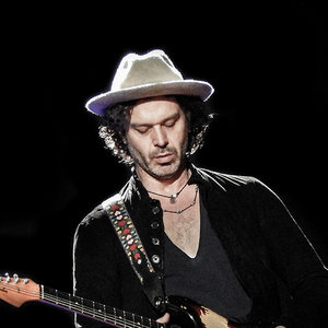 Doyle Bramhall II & Smokestack