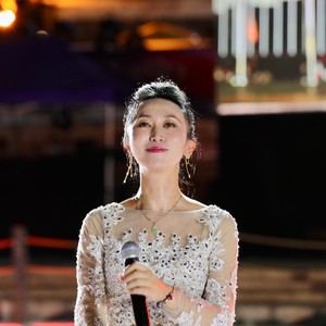 黄小凡资料,黄小凡最新歌曲,黄小凡MV视频,黄小凡音乐专辑,黄小凡好听的歌