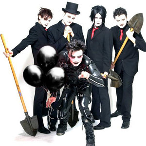 Bloody Mary资料,Bloody Mary最新歌曲,Bloody MaryMV视频,Bloody Mary音乐专辑,Bloody Mary好听的歌