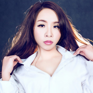 《新毕业歌》 (女声版本)