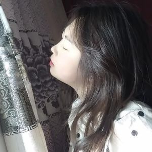 南梓汐资料,南梓汐最新歌曲,南梓汐MV视频,南梓汐音乐专辑,南梓汐好听的歌