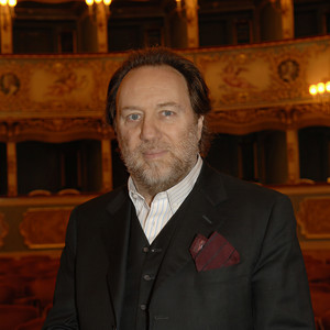 Riccardo Chailly资料,Riccardo Chailly最新歌曲,Riccardo ChaillyMV视频,Riccardo Chailly音乐专辑,Riccardo Chailly好听的歌