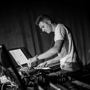 Luke Bergs资料,Luke Bergs最新歌曲,Luke BergsMV视频,Luke Bergs音乐专辑,Luke Bergs好听的歌