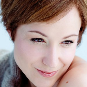 Julie Boulianne资料,Julie Boulianne最新歌曲,Julie BoulianneMV视频,Julie Boulianne音乐专辑,Julie Boulianne好听的歌