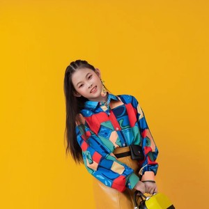 杨依橦资料,杨依橦最新歌曲,杨依橦MV视频,杨依橦音乐专辑,杨依橦好听的歌