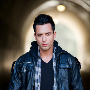 David Hernandez资料,David Hernandez最新歌曲,David HernandezMV视频,David Hernandez音乐专辑,David Hernandez好听的歌