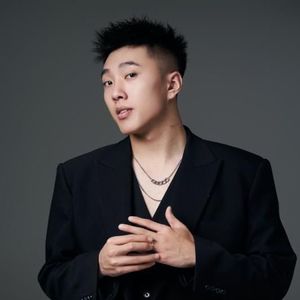 周小生资料,周小生最新歌曲,周小生MV视频,周小生音乐专辑,周小生好听的歌