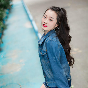 维维资料,维维最新歌曲,维维MV视频,维维音乐专辑,维维好听的歌