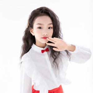 郭雨鑫资料,郭雨鑫最新歌曲,郭雨鑫MV视频,郭雨鑫音乐专辑,郭雨鑫好听的歌