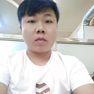 小龙资料,小龙最新歌曲,小龙MV视频,小龙音乐专辑,小龙好听的歌