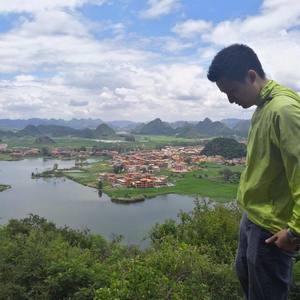 罗啊鱼资料,罗啊鱼最新歌曲,罗啊鱼MV视频,罗啊鱼音乐专辑,罗啊鱼好听的歌