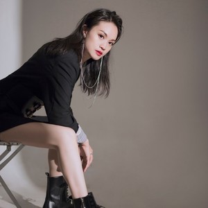 周敏资料,周敏最新歌曲,周敏MV视频,周敏音乐专辑,周敏好听的歌