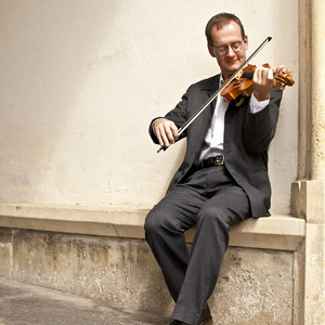 Vaughan Jones资料,Vaughan Jones最新歌曲,Vaughan JonesMV视频,Vaughan Jones音乐专辑,Vaughan Jones好听的歌